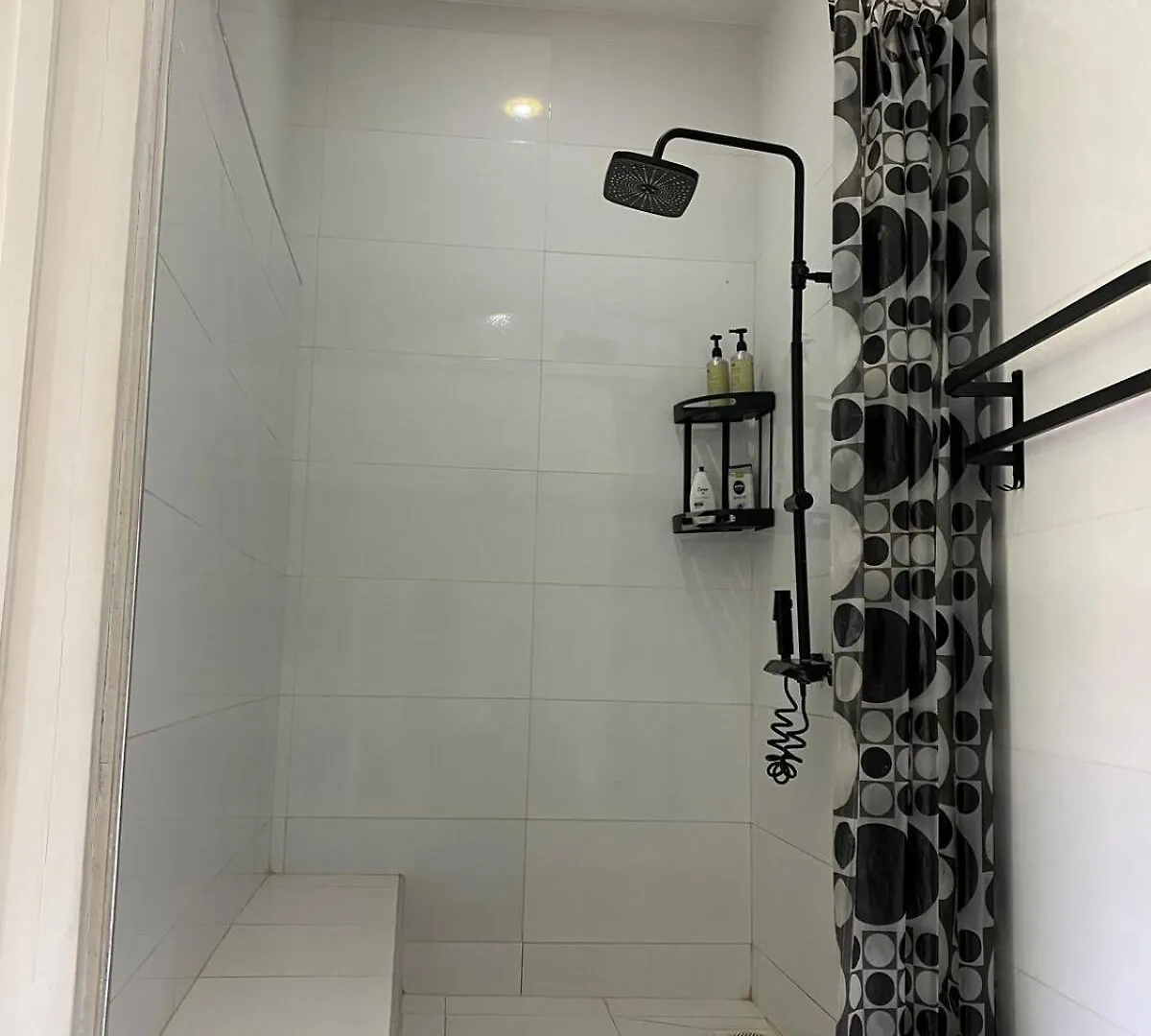 Willa Oasis At Your Fingertips A 2 Bedroom Home Kampala