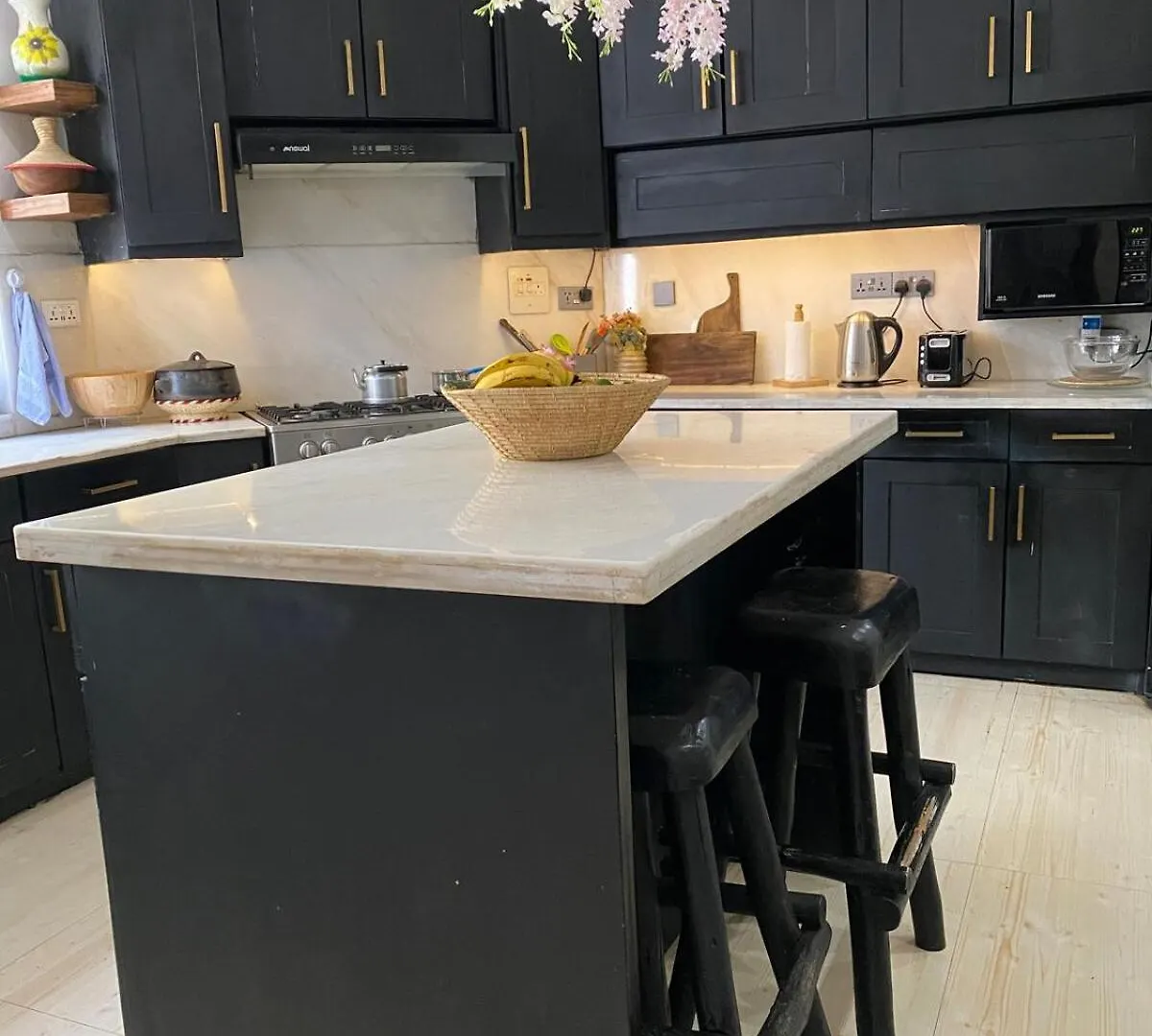 Willa Oasis At Your Fingertips A 2 Bedroom Home Kampala