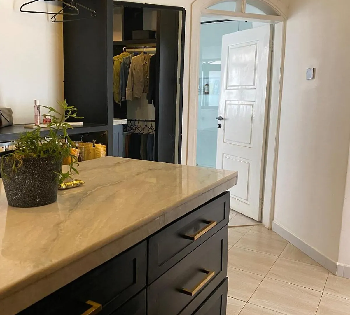 Oasis At Your Fingertips A 2 Bedroom Home Kampala 0*,