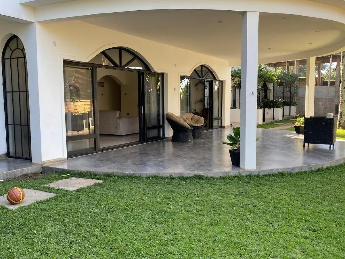 Oasis At Your Fingertips A 2 Bedroom Home Kampala Willa
